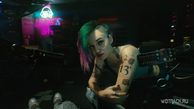 Джуди Альварес - монтажер брейндансов в Cyberpunk 2077