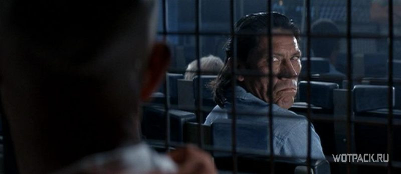 Danny Trejo. zračni zapor