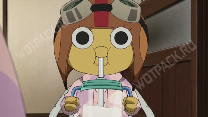 Чикитита пьёт коктейль