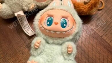 Игрушка Лабубу: что это такое и откуда пошел тренд на плюшевые брелки