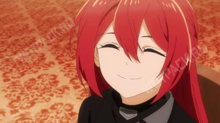 Фиона улыбается, прикрыв глаза