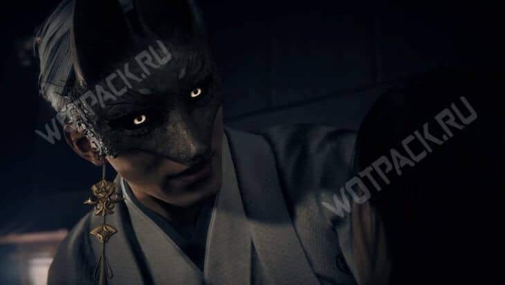 Лисья Маска помогает Хинако подняться