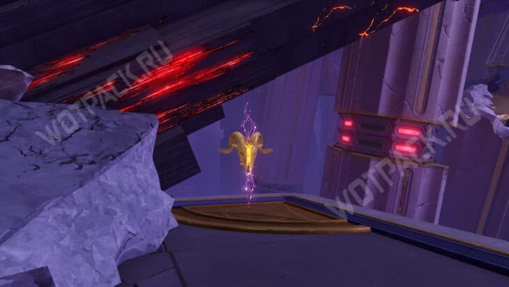 Баранья голова в углу платформы