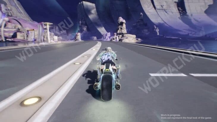 Линэй едет на байке по новому региону