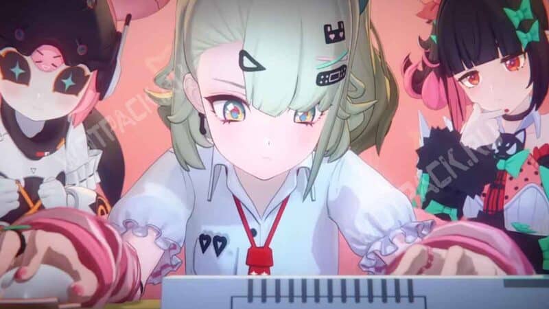 Санна работает за компьютером, а Ария и Юй стоят рядом