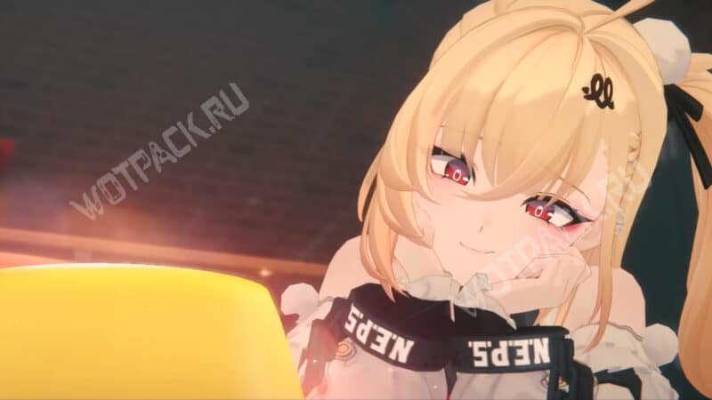 Циссия влюбленно смотрит на яичный пудинг